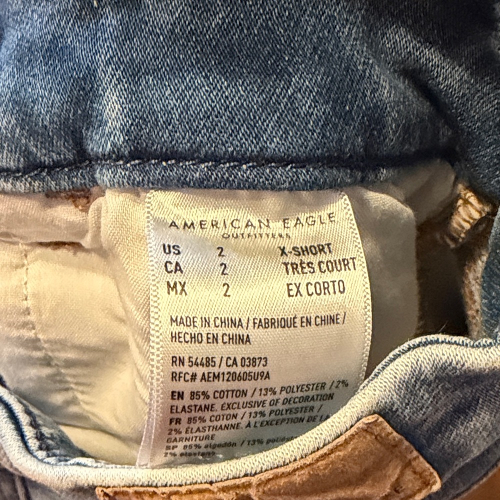 American Eagle Outfitters Distressed Light Blue Skinny Jeans - Picture 6 of 6